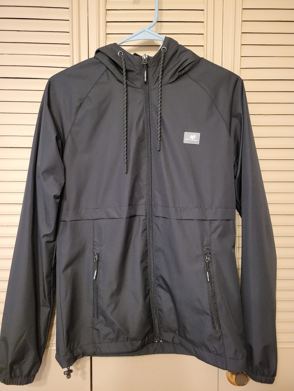 New Balance Womn's Black Hooded Windbreaker Jacket